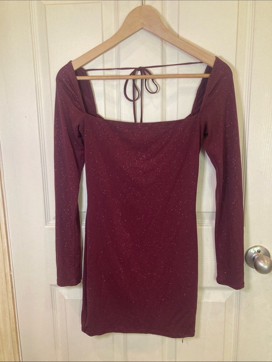 Lucy in the Sky Dresses & Skirts - Lucy in the Sky Burgundy Sparkle Long Sleeve Midi Dress